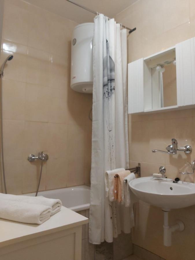 דירות סקארדין Apartman Rosa מראה חיצוני תמונה
